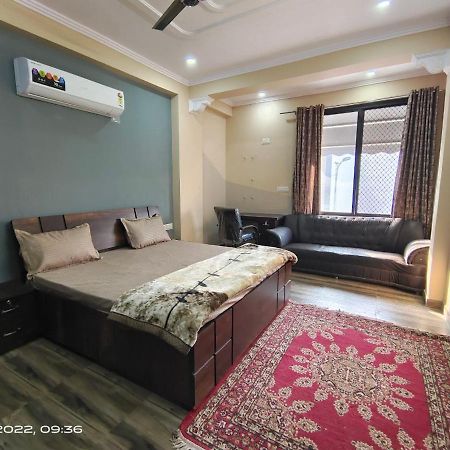 Osho Villa Guest House Джайпур Екстериор снимка
