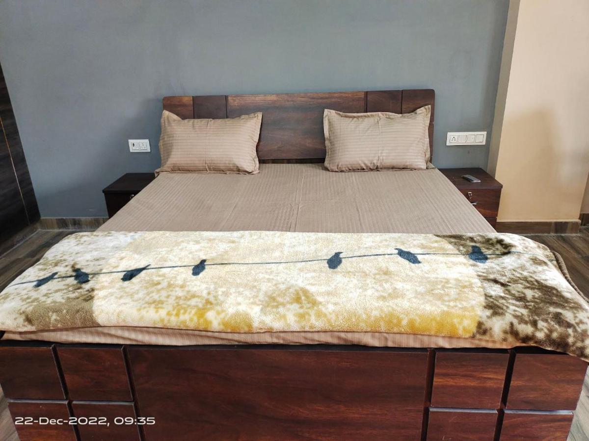 Osho Villa Guest House Джайпур Екстериор снимка