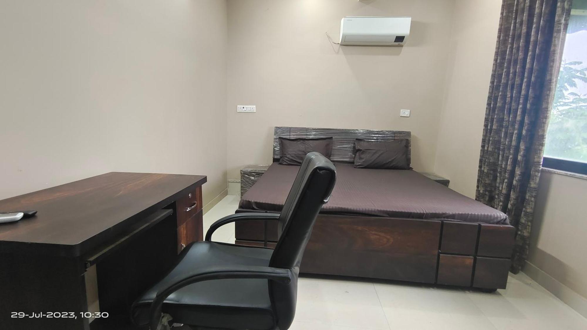 Osho Villa Guest House Джайпур Екстериор снимка